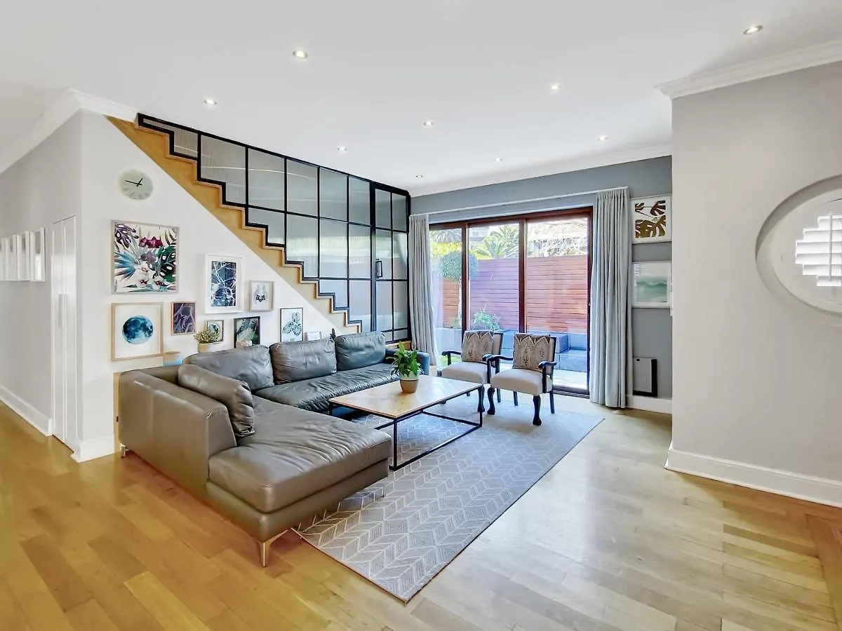 Cottage 8 - Virginia Avenue Villas Cape Town Holiday home